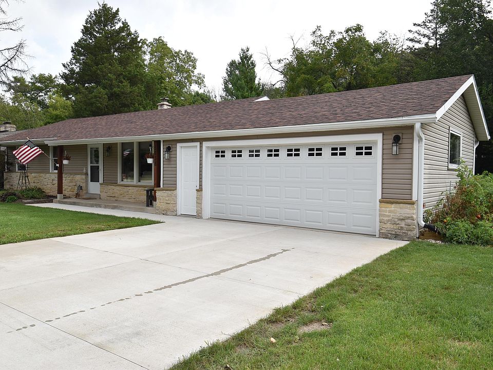 1st image of 5638 S 106th St
