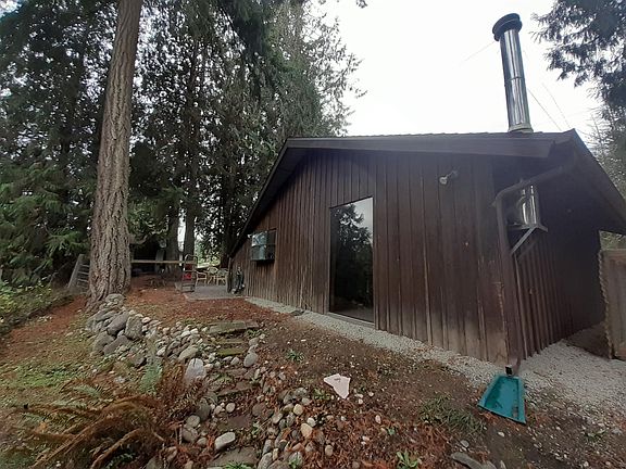 4th image of 31613 44th Ave E