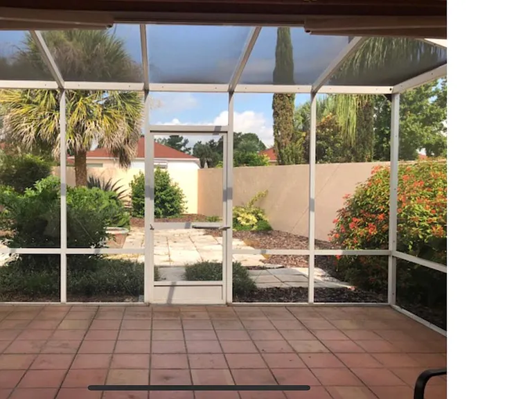 916 Mendoza Blvd — Photo 10
