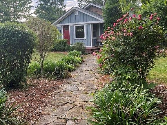 2nd image of 325 Ewbank Rd