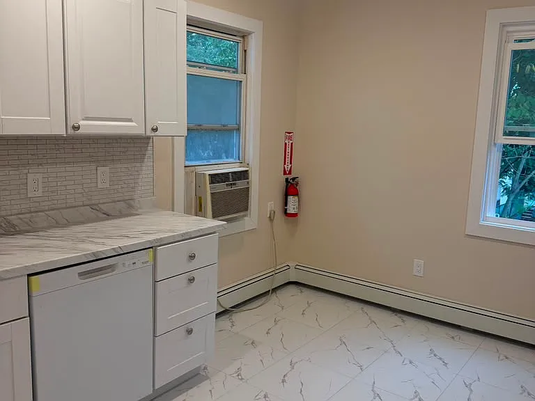 Kitchen Photo1