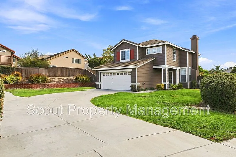 4 bed, 2.5 bath, 1635 sqft, $2,995 — Photo 2