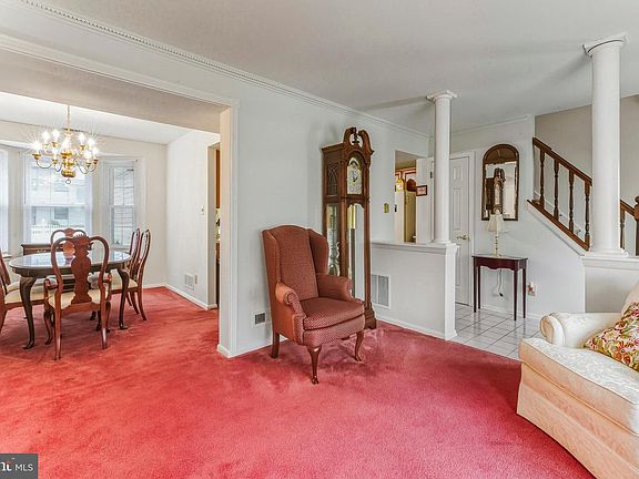 3rd image of 13 Keatley Dr