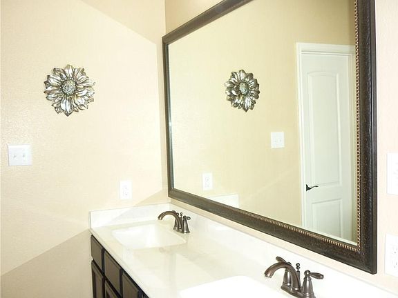5th image of 2804 Silver Sage Dr