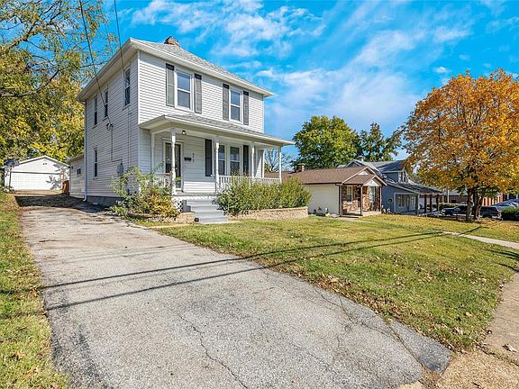 2nd image of 9415 Everman Ave