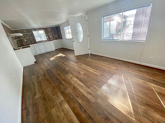 5th image of 4535 Bainbridge Blvd