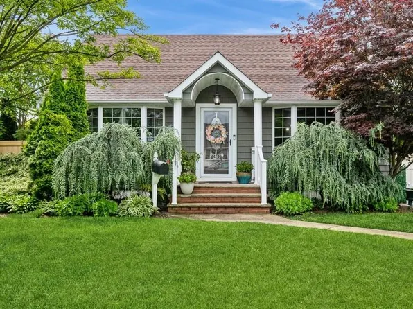 2209 Post Street, East Meadow, NY 11554