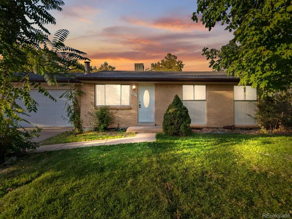 9607 W Arizona Avenue, Lakewood, CO 80232