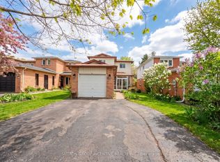 113 Garden Dr, Barrie, ON L4N 5T9