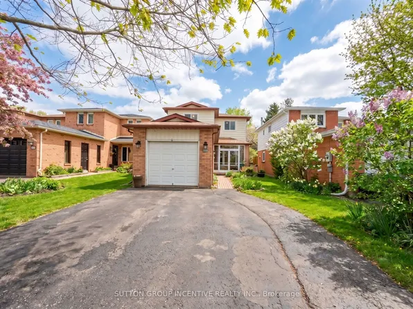 113 Garden Dr, Barrie, ON L4N 5T9