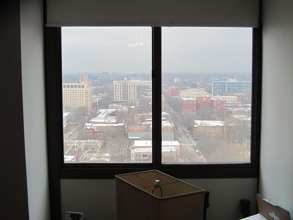 2nd image of 4800 S Lake Park Ave APT 2410
