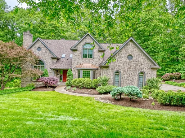 23 Pintail Dr, Pittsburgh, PA 15238