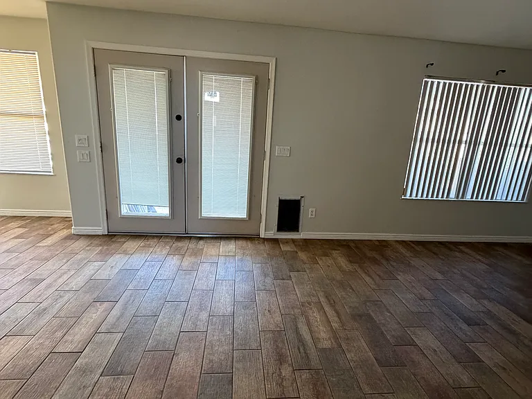 2457 N 125th Ln — Photo 31