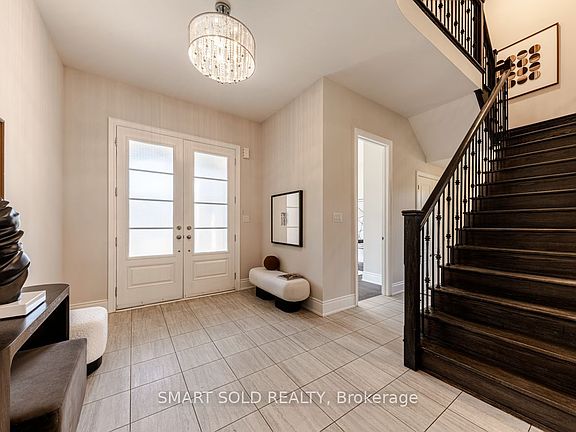 2nd image of 259 Stormont Trl