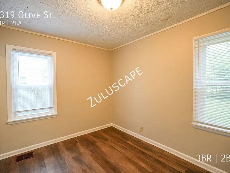3319 Olive St — Photo 19