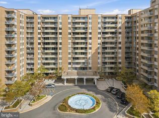 3001 Veazey Ter NW APT 615, Washington, DC