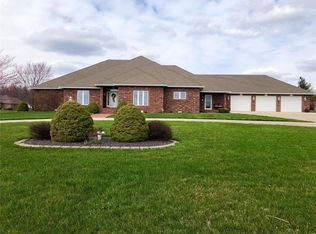 20121 Kingsbrook Rd, Lebanon, MO 65536