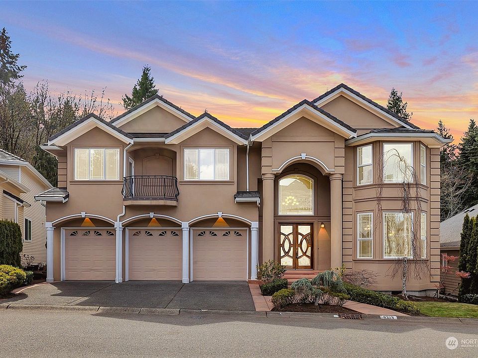 1st image of 8213 154th Avenue SE
