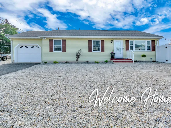 4 Longpoint Drive, Brick, NJ 08723