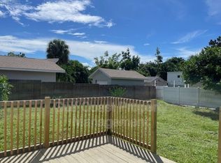 2412 Webber St, Sarasota, FL 34239