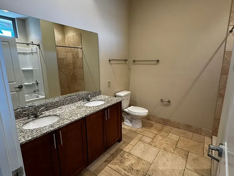 Fully Furnished Room Rentals with Utilities Included! Now Pre Leasing! — Photo 33