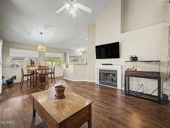 4th image of 4686 W Lessing Ln
