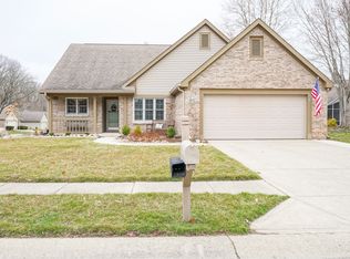 11142 Stratford Way, Fishers, IN