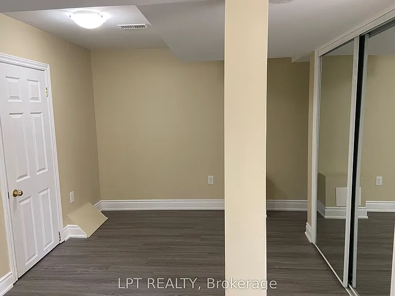 93 Templehill Rd #B — Photo 8