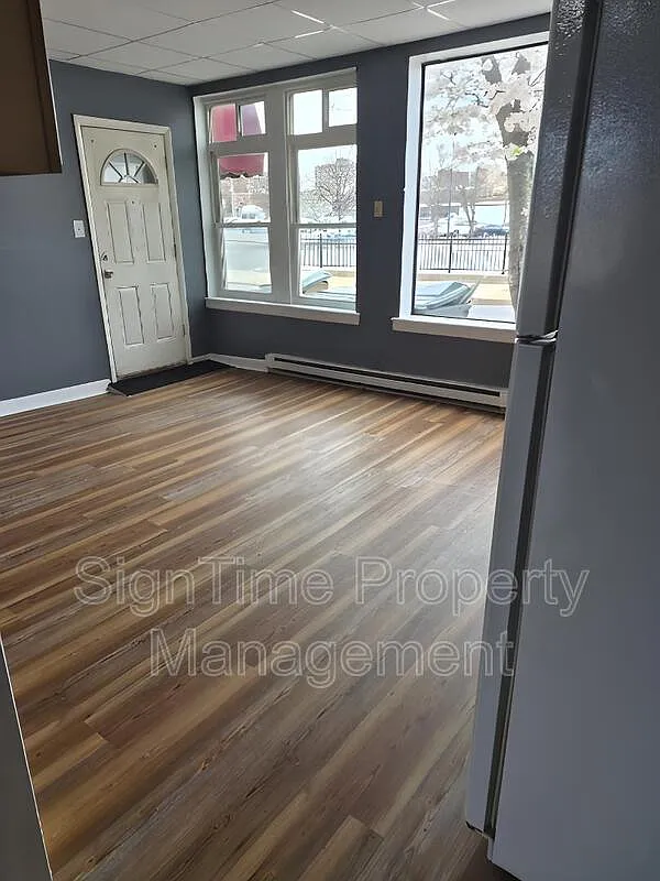 1 bed, 1.0 bath, 600 sqft, $875 — Photo 1