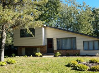 1697 Western Ave, Northbrook, IL