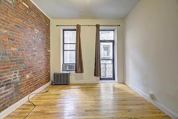 Rented by Bond New York | media 10