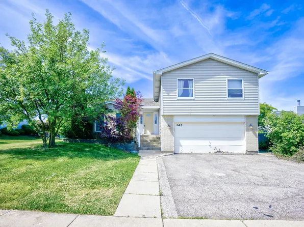 649 Hiawatha Dr, Carol Stream, IL 60188