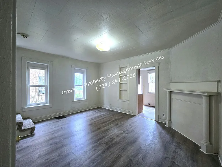 125 N Chestnut St #1/2 — Photo 13