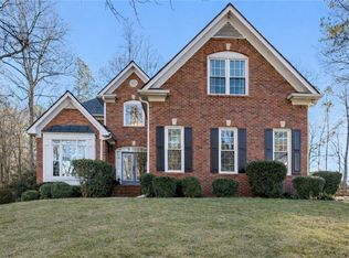 300 Farm Path Pl, Woodstock, GA 30188