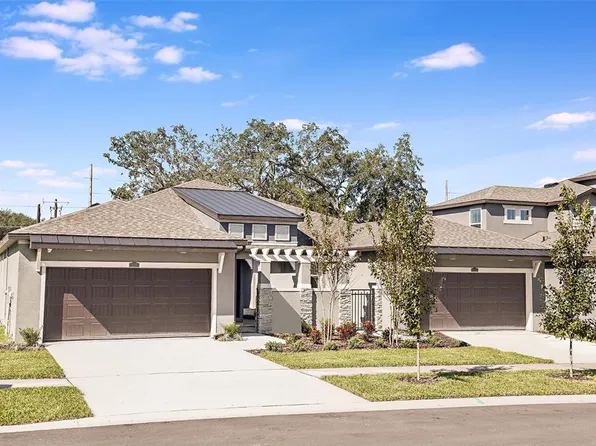 353 Villa Corte Dr, Lutz, FL 33549