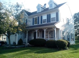 104 Equestrian Ln, Schwenksville, PA 19473