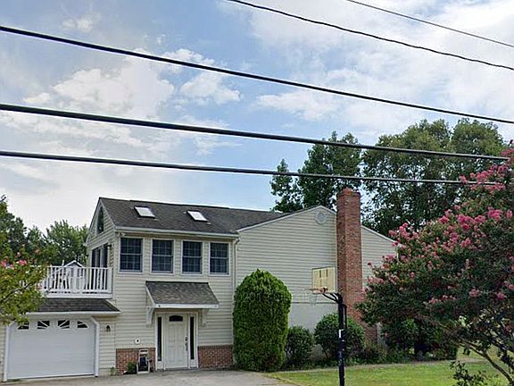 2nd image of 247 Nichols Manor Dr