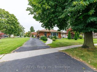 70 Champlain Ave, Welland, ON L3C2L7