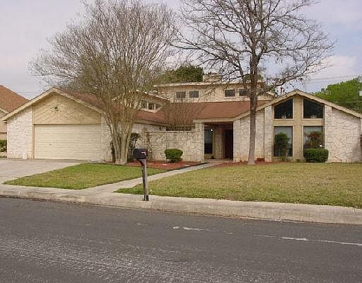 1st image of 3335 TRAILWAY PARK DR
