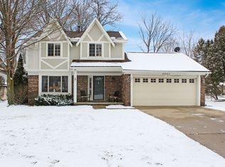 5023 Old Cove Rd, Clarkston, MI 48346