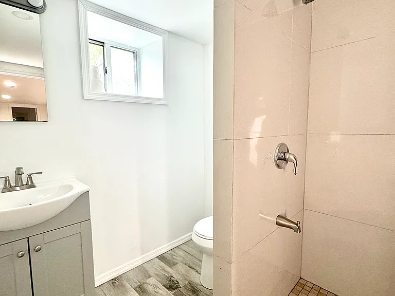 189 Crown St #LL — Photo 7