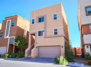 10521 Shiny Skies Dr, Las Vegas, NV 89129