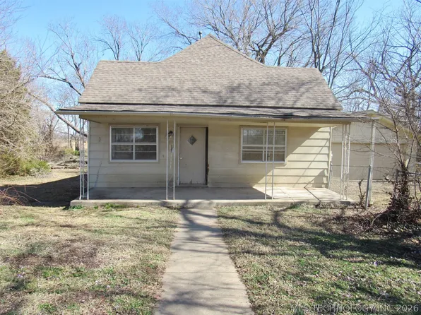 12233 S Oak St, Claremore, OK 74017
