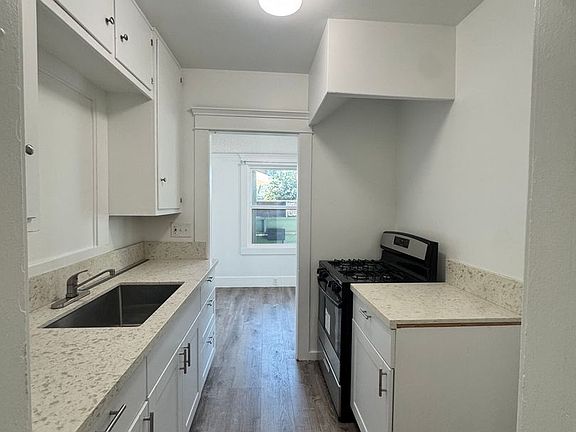 5th image of 906-908 Dawson Ave #906-1/2