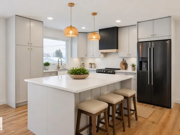 3 Linthorpe Rd, Spruce Grove, AB T7X 2C2