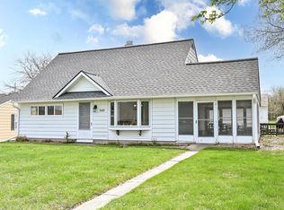 7149 W Allerton Ave, Greenfield, WI 53220