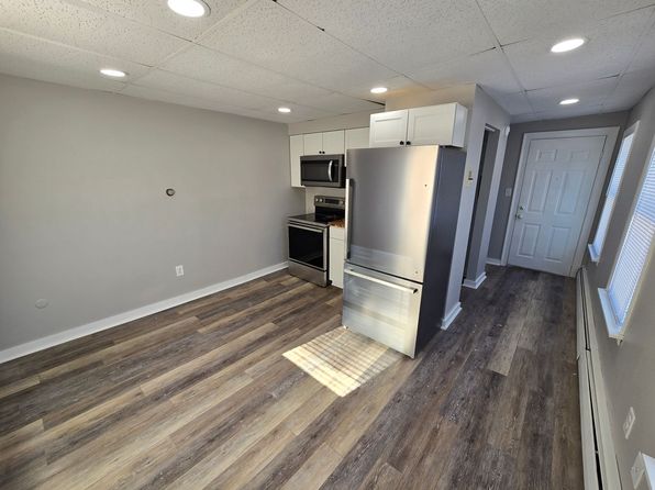 61 Water St #13