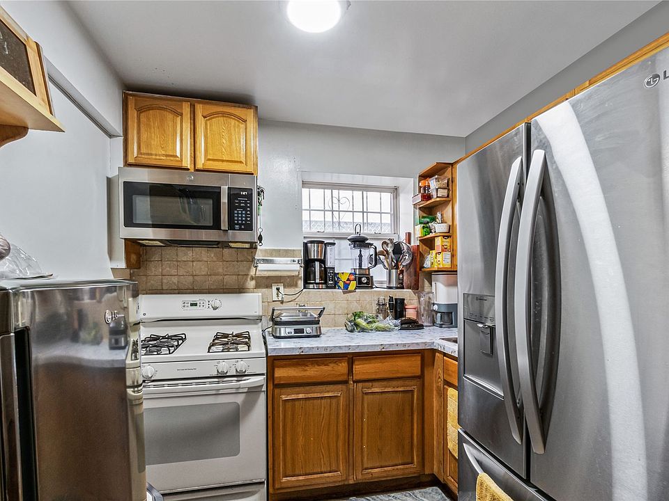 713 E 219th St Bronx NY Zillow