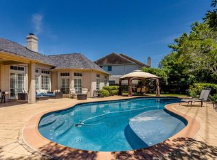 7534 Guinevere Dr, Sugar Land, TX 77479