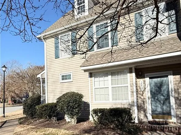 216 Fireweed Ct, Chesapeake, VA 23320